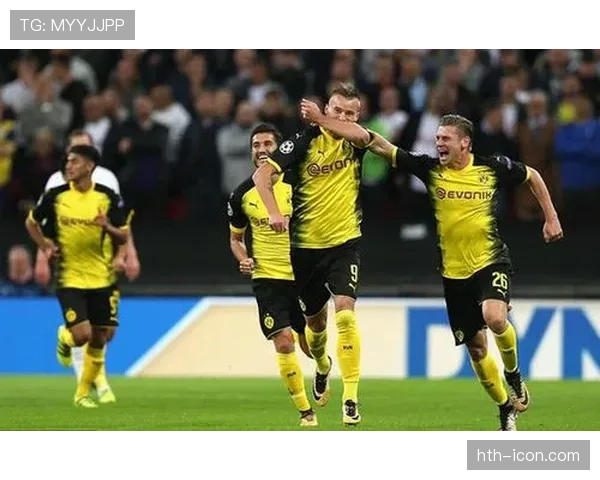 努涅斯 vs 凯恩：全面中锋与冲击型前锋的差异